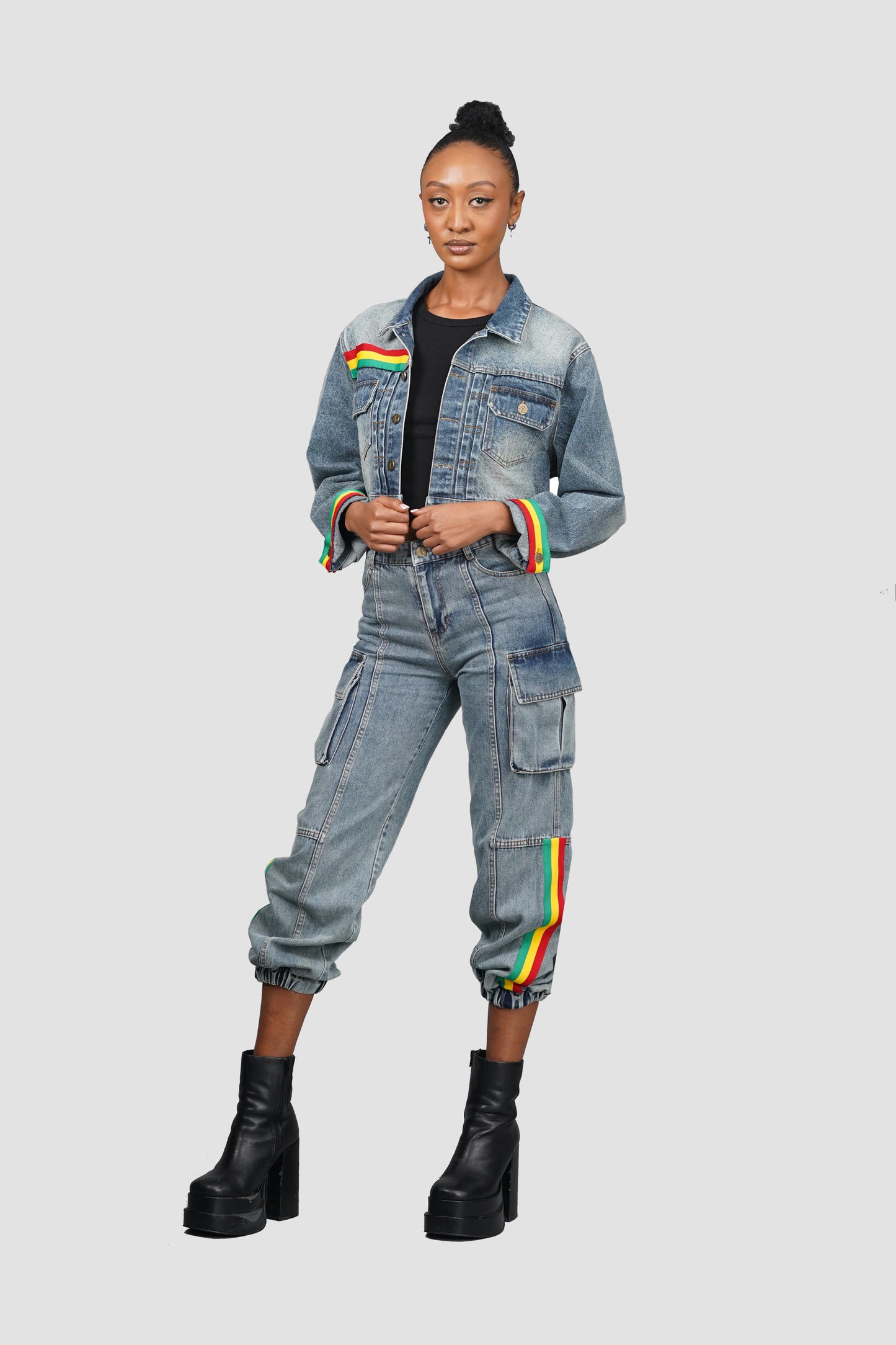DENIM CROP JACKET WITH STRIPES