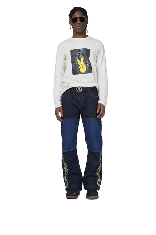 T SHIRT WITH LOGO AND PEACE SIGN