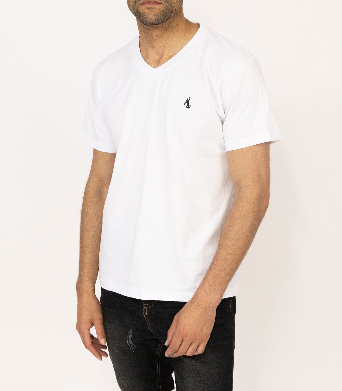 T -SHIRT - V-Neck